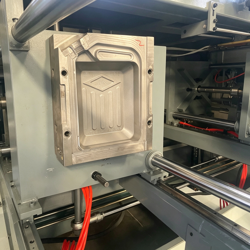 100 screw fully automatic servo fully hydraulic dual-station single ...